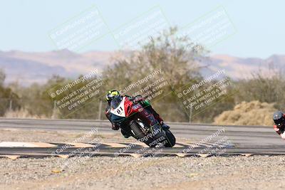 media/Dec-06-2025-CVMA (Sat) [[4a896cc04c]]/Race 4-Formula Middleweight/